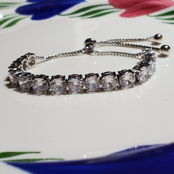 Swarovski Elemements Silver tone Adjustable Bracelet - Picture 5 of 5